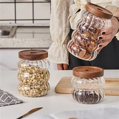 Skleněné dózy na potraviny a kořenky s víčkem z akáciového dřeva